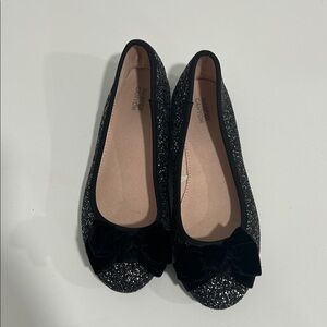 Harper Canyon Black Glitter Flats with Bow